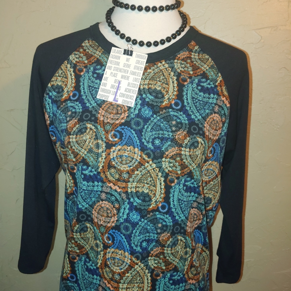 NWT LuLaRoe LLR Randy Baseball Raglan Black 3/4 Sleeves Tee Shirt Top Paisley - Picture 2 of 11